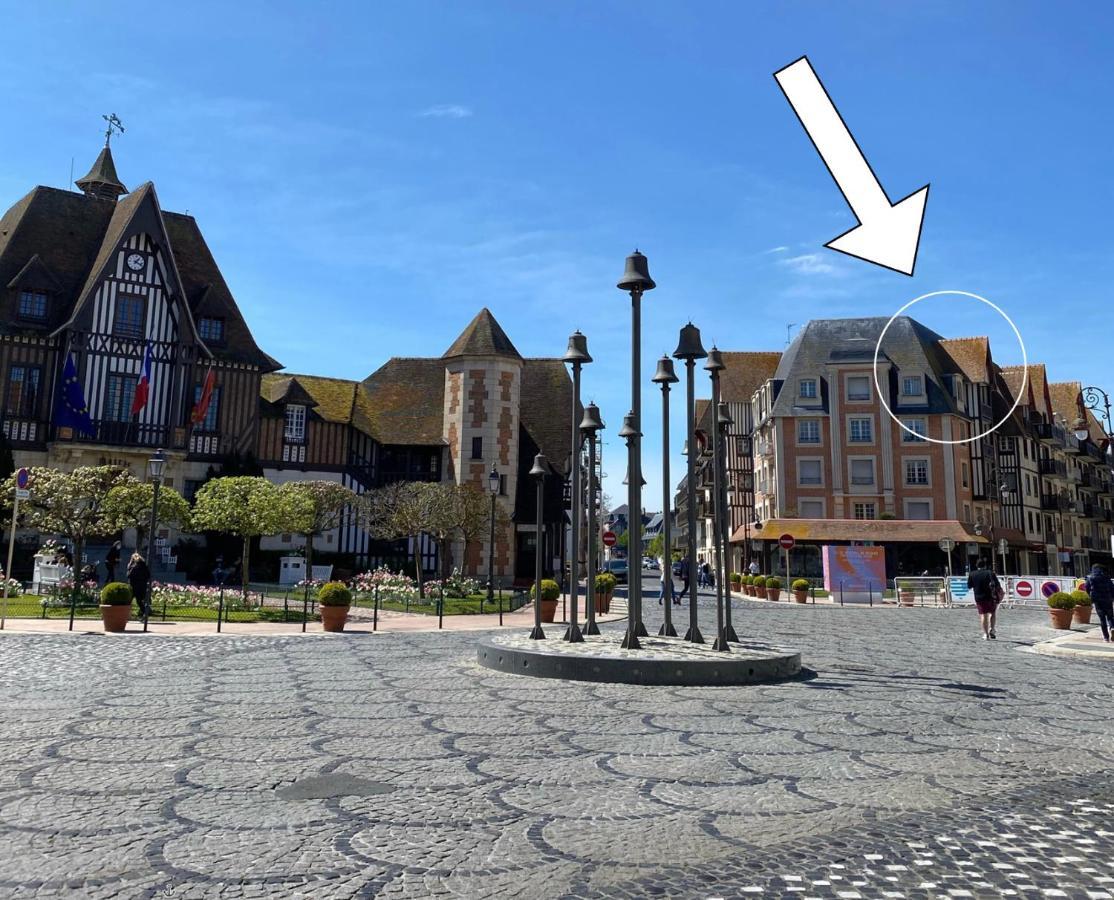 Duplex Au Coeur De Deauville Avec Vue Imprenable Et Parking Prive ภายนอก รูปภาพ