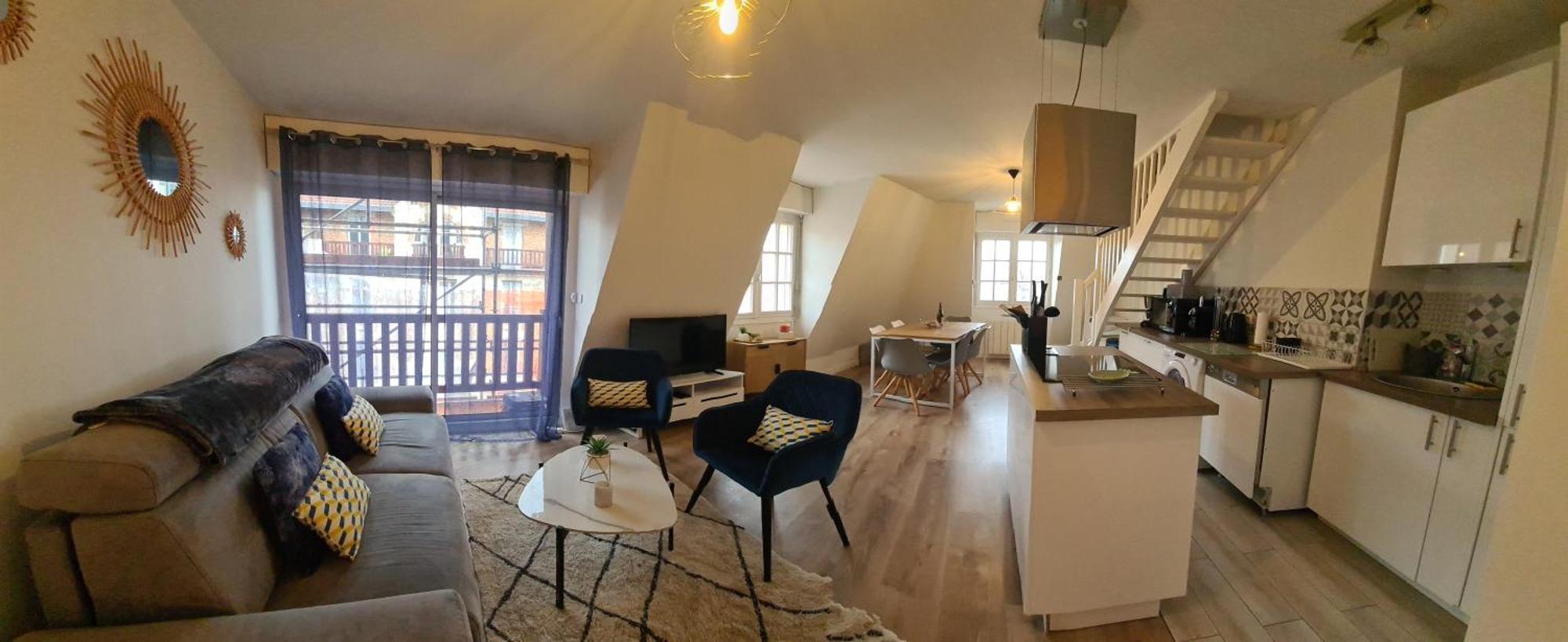 Duplex Au Coeur De Deauville Avec Vue Imprenable Et Parking Prive ภายนอก รูปภาพ